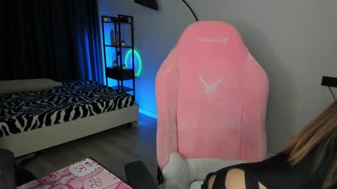 Baklajan online show from 5, 2, 2025