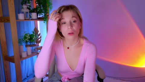 Elly online show from 10, 4, 2026