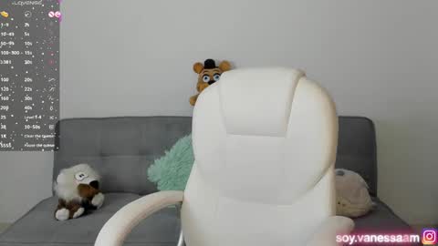 Snapshot of bam_atenea chatting on 1, 1, 2025 Vanessa online show from 1, 1, 2025