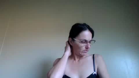 Snapshot of bamacpl80 chatting on 28, 2, 2025 bamacpl80 online show from 28, 2, 2025