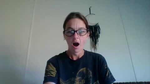 Snapshot of bamacpl80 chatting on 22, 9, 2025 bamacpl80 online show from 22, 9, 2025