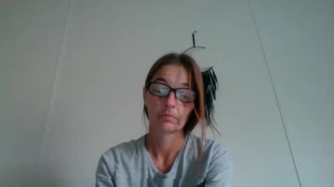 Snapshot of bamacpl80 chatting on 6, 10, 2025 bamacpl80 online show from 6, 10, 2025