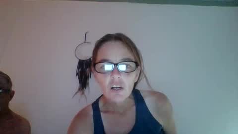 Snapshot of bamacpl80 chatting on 18, 10, 2025 bamacpl80 online show from 18, 10, 2025