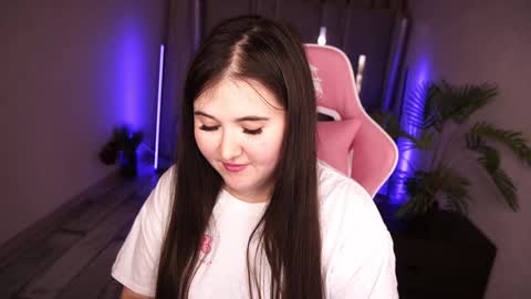 Snapshot of bambiliii chatting on 1, 2, 2025 Bambi online show from 1, 2, 2025