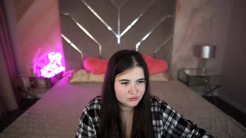 Snapshot of bambiliii chatting on 4, 2, 2025 Bambi online show from 4, 2, 2025