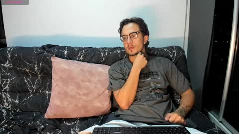 bambino_11 online show from 6, 1, 2025