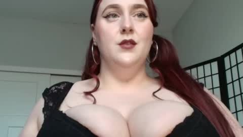 bambixxlynn online show from 29, 4, 2026