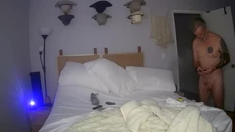 bananas318 online show from 10, 2, 2026