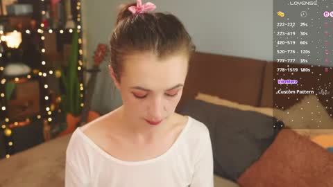 Snapshot of bananya_kitty chatting on 16, 4, 2026 Ellen and online show from 16, 4, 2026