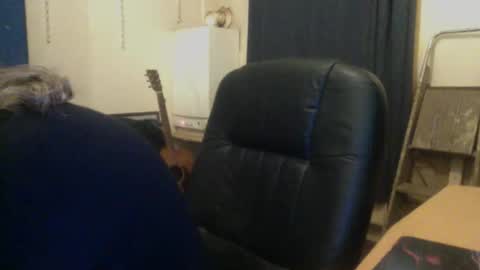 bangintoleather online show from 2, 11, 2025