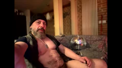 Snapshot of barba71 chatting on 8, 2, 2025 Military man 69 online show from 8, 2, 2025