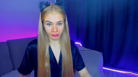 BarbaraChic online show from 10, 7, 2026