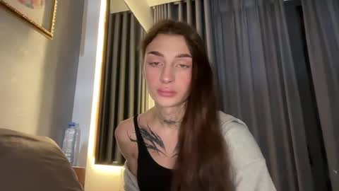 Snapshot of barbie_bi chatting on 13, 12, 2024 My name is Molly. Please say hello I like talking to you. If you have any wishes or obscene desires please use the tip menu online show from 13, 12, 2024