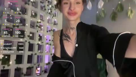 Snapshot of barbie_bi chatting on 23, 1, 2025 My name is Molly. Please say hello I like talking to you. If you have any wishes or obscene desires please use the tip menu online show from 23, 1, 2025