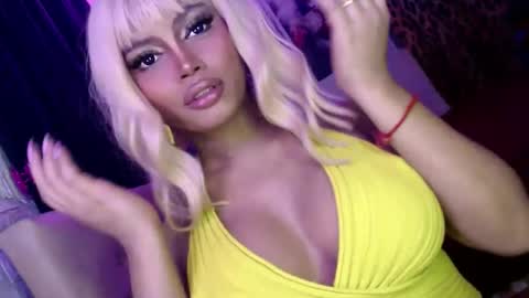 Snapshot of barbie_ivana chatting on 15, 9, 2025 barbei online show from 15, 9, 2025