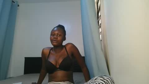 queen online show from 26, 2, 2026