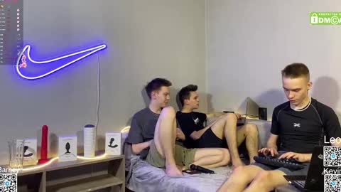 Fansly  Barney  and Kevin T  online show from 7, 3, 2025