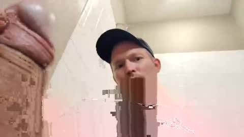 Snapshot of barniemay1 chatting on 28, 9, 2025 barniemay1 online show from 28, 9, 2025