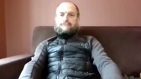 Snapshot of basiccamguy chatting on 13, 2, 2026 basiccamguy online show from 13, 2, 2026