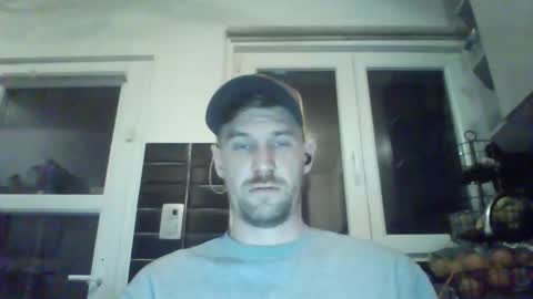 basteleus1 online show from 27, 2, 2025