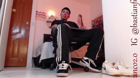 Bastian Independent Model online show from 15, 12, 2024