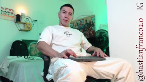 Bastian Independent Model online show from 25, 12, 2024