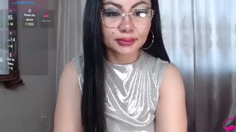 Snapshot of batari_giya chatting on 25, 2, 2025 Lara online show from 25, 2, 2025