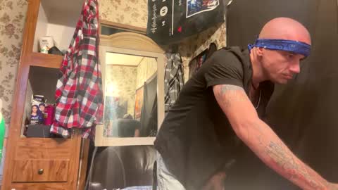 battlewolfxx online show from 6, 1, 2025