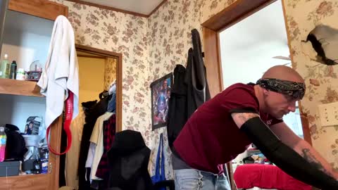 battlewolfxx online show from 25, 1, 2025