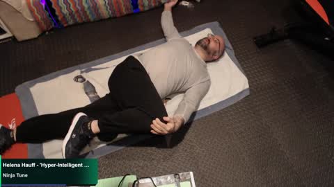 bazzz_8 online show from 18, 12, 2024