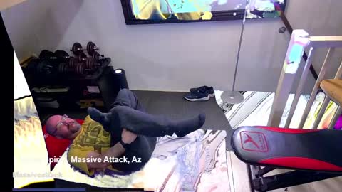 bazzz_8 online show from 25, 1, 2025