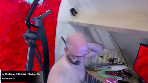 bazzz_8 online show from 9, 2, 2025