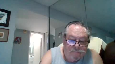 Snapshot of bbb1952 chatting on 26, 6, 2026 Single Grandpa in Florida. Love to C2C and have Fun Privately online show from 26, 6, 2026