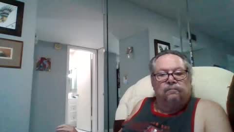 Snapshot of bbb1952 chatting on 8, 7, 2026 Single Grandpa in Florida. Love to C2C and have Fun Privately online show from 8, 7, 2026