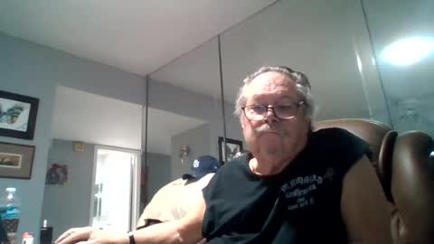 Snapshot of bbb1952 chatting on 13, 7, 2026 Single Grandpa in Florida. Love to C2C and have Fun Privately online show from 13, 7, 2026