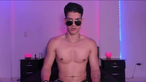 Valentino online show from 1, 2, 2025