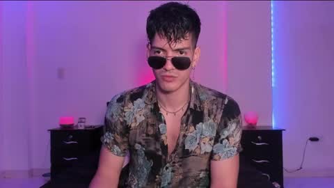 Valentino online show from 2, 2, 2025