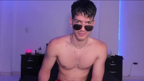 Valentino online show from 4, 2, 2025