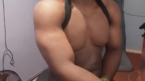 Snapshot of bbcthomas123112 chatting on 27, 9, 2025 bbcthomas123112 online show from 27, 9, 2025