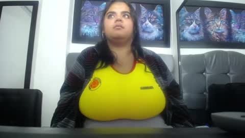 Snapshot of bbw_sharol chatting on 9, 7, 2026 bbw_sharol online show from 9, 7, 2026