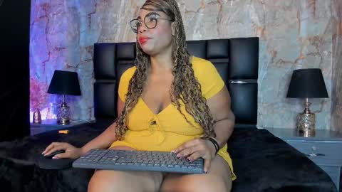 Bbwlatina01 online show from 20, 11, 2025