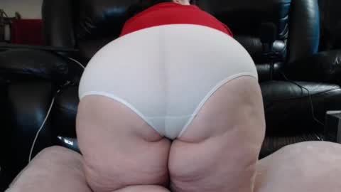 Snapshot of bbwmilfforcamfun chatting on 22, 12, 2025 Julie online show from 22, 12, 2025