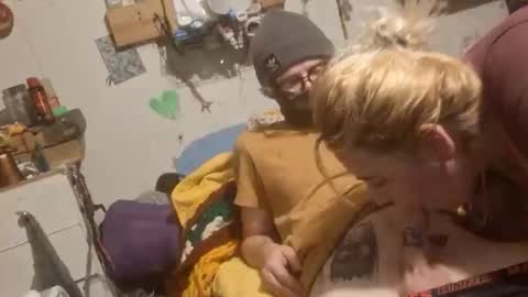 bbygirlsmask online show from 2, 11, 2025