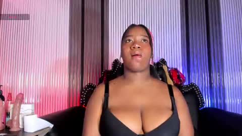 Snapshot of bdsm_ebony chatting on 22, 6, 2026 Tanisha online show from 22, 6, 2026