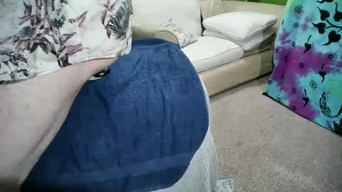 mikiforfun online show from 28, 4, 2026