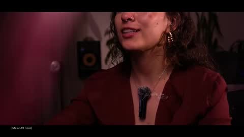 Snapshot of be_lov chatting on 5, 3, 2025 Call me Bells Next Stream on Wednesday Feb 26 online show from 5, 3, 2025