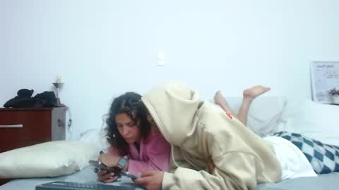 Snapshot of be_sinners chatting on 12, 10, 2025 Sara Juan online show from 12, 10, 2025