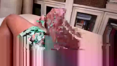 Snapshot of beachguy469 chatting on 12, 11, 2025 BeachGuy online show from 12, 11, 2025