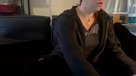 BeachyMILF online show from 2, 3, 2025