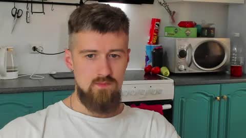Snapshot of bearded_legend chatting on 21, 6, 2026 Zeus online show from 21, 6, 2026